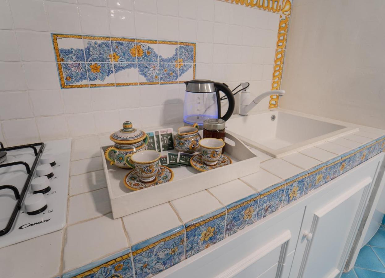 ヴィーコ・エクエンセPostcard Houseアパートメント エクステリア 写真